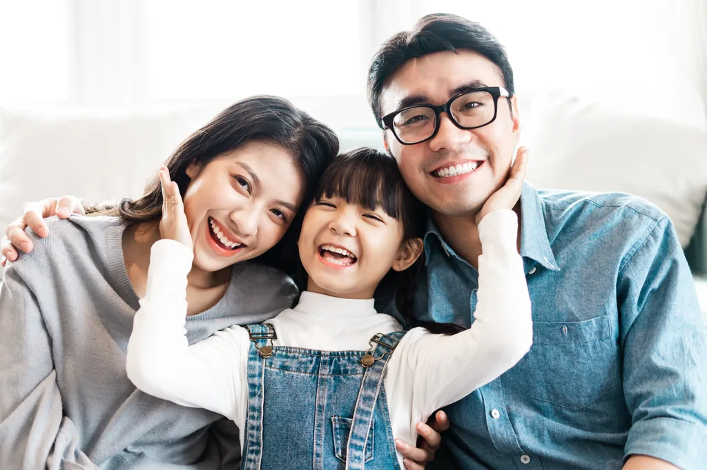 Gia đình Việt hạnh phúc tại nhà, hướng tới tương lai tài chính vững vàng nhờ đầu tư ở Mỹ